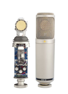 Microfono a condensatore aperto
